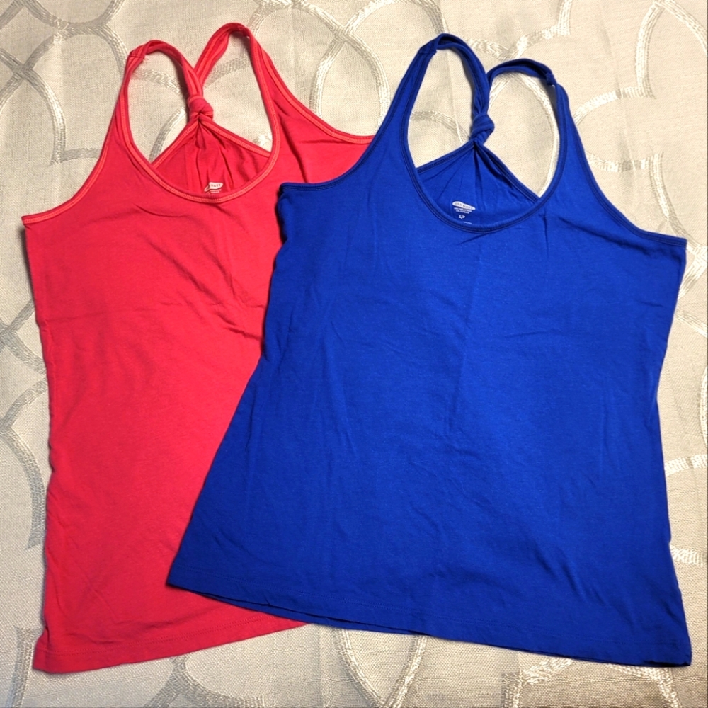 Old navy tank tops (2) Women's Size Small.